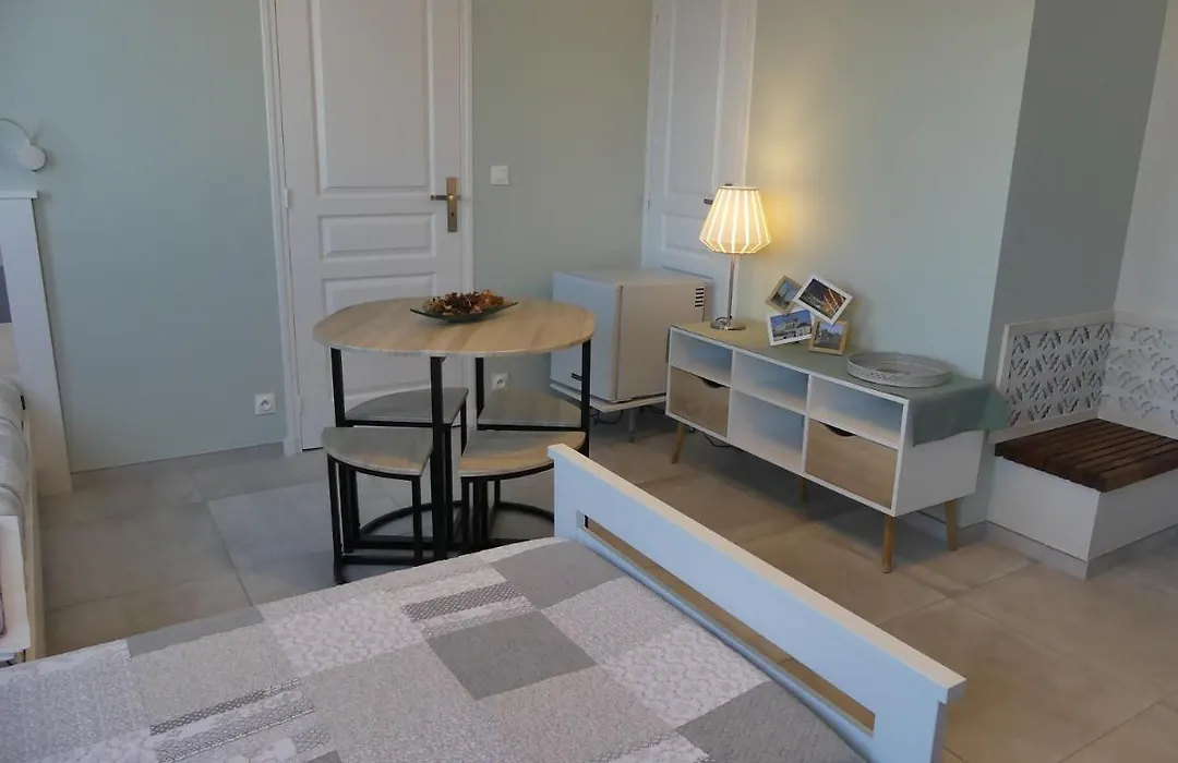 Chambres D'hôtes Les Ambaciales-1